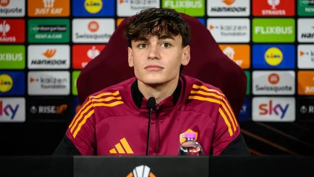 500彩票网官方-皮西利：自己过去几个月进步很大；转会？我现在心思全在罗马