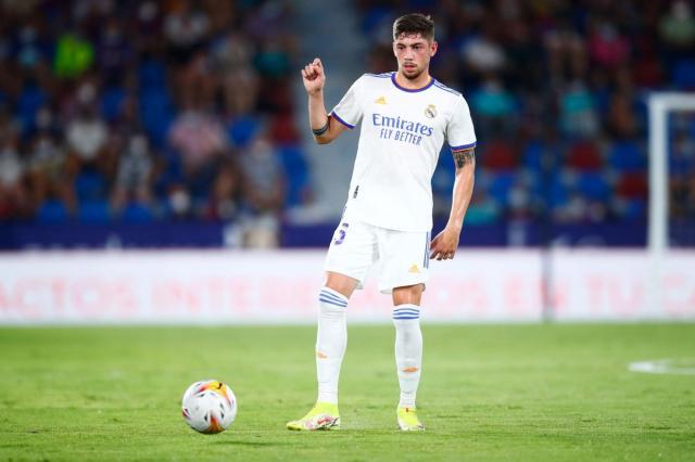 500彩票网官方-皇马与巴尔韦德完成续约 高额违约金锁定中场栋梁