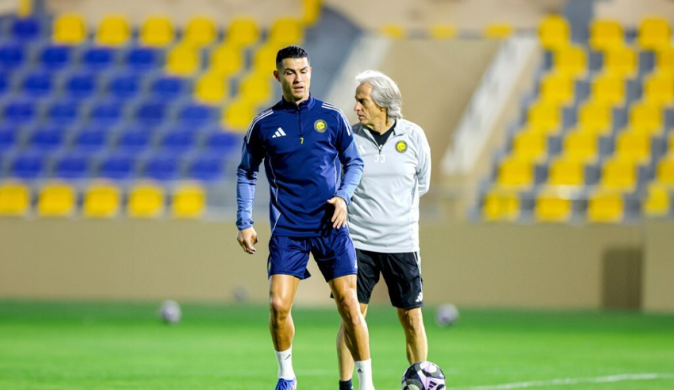 沙特联大乱？主帅声援C罗罢赛！3天内2次取消发布会，或面临重罚